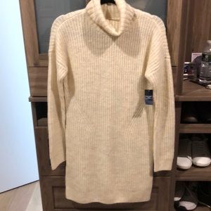 NWOT ABERCROMBIE & FITCH sweater dress